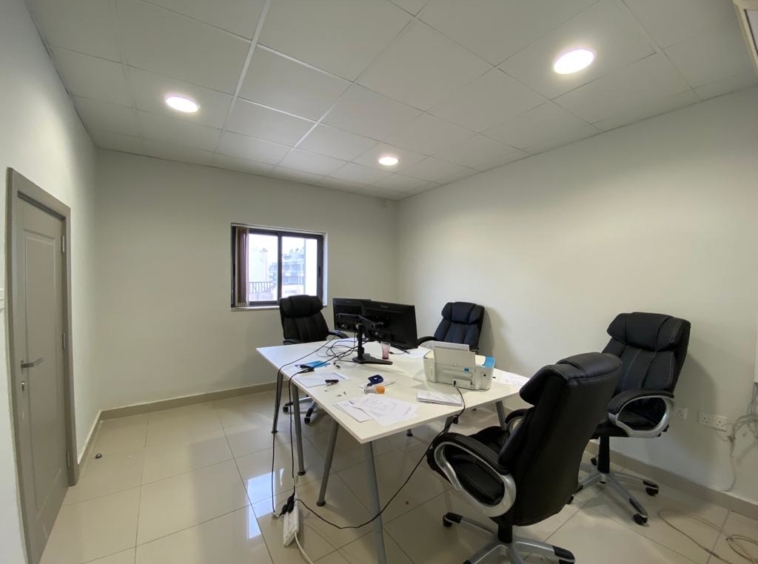 Penthouse Office in Ta' Xbiex