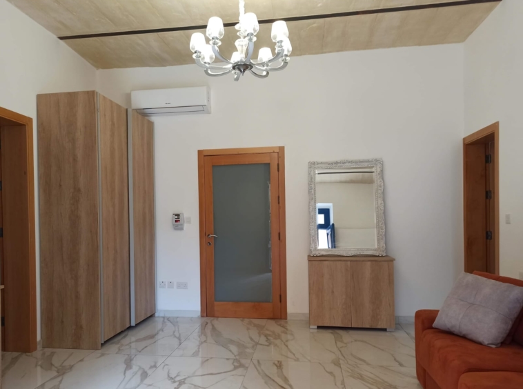 Traditional Floriana Office for Rent - (26)