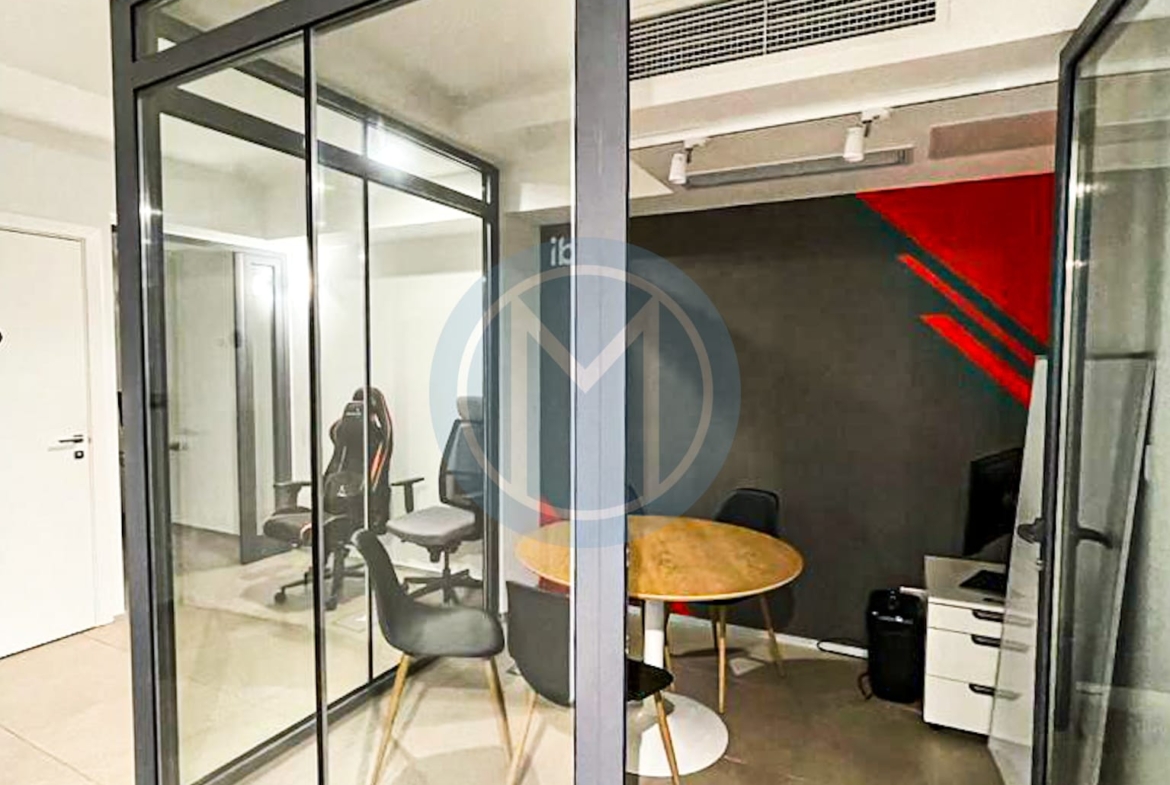 Office To Let in Sliema