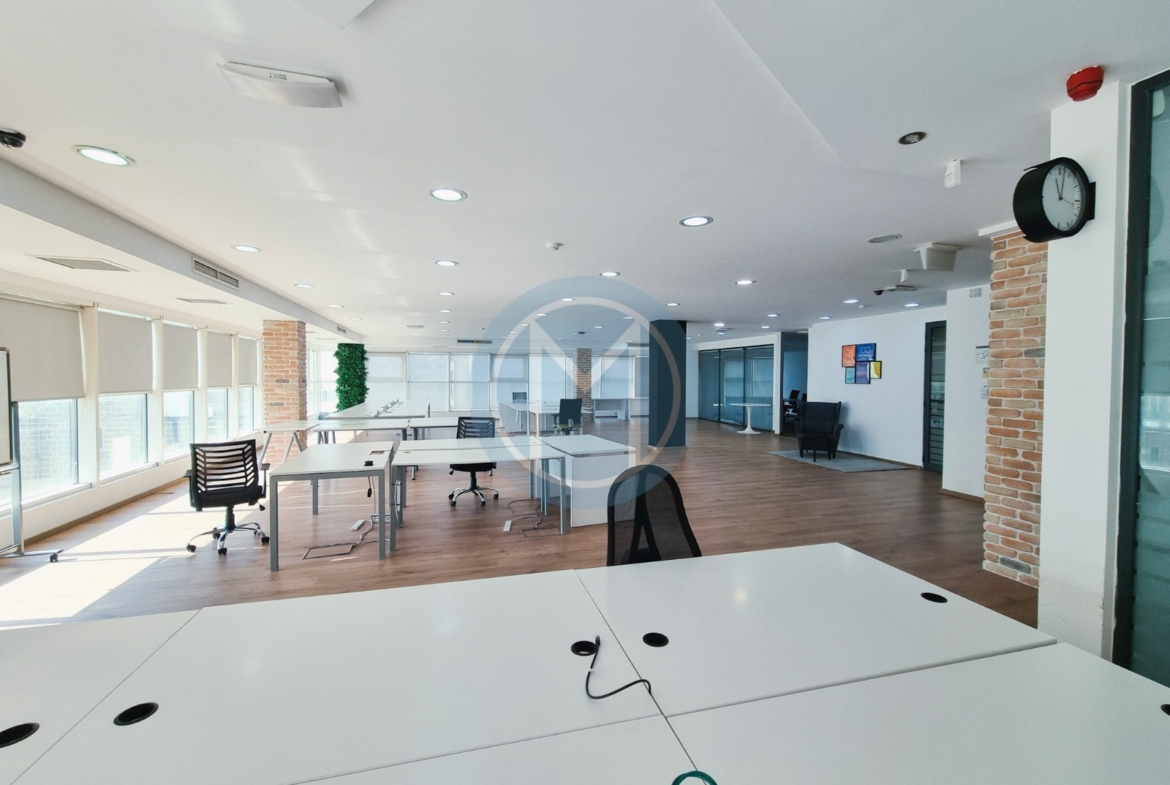 Office To Let in Ta' Xbiex