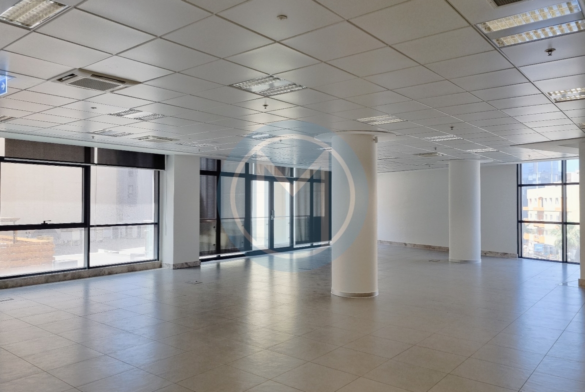 165 SQM Office To Let in St Julians