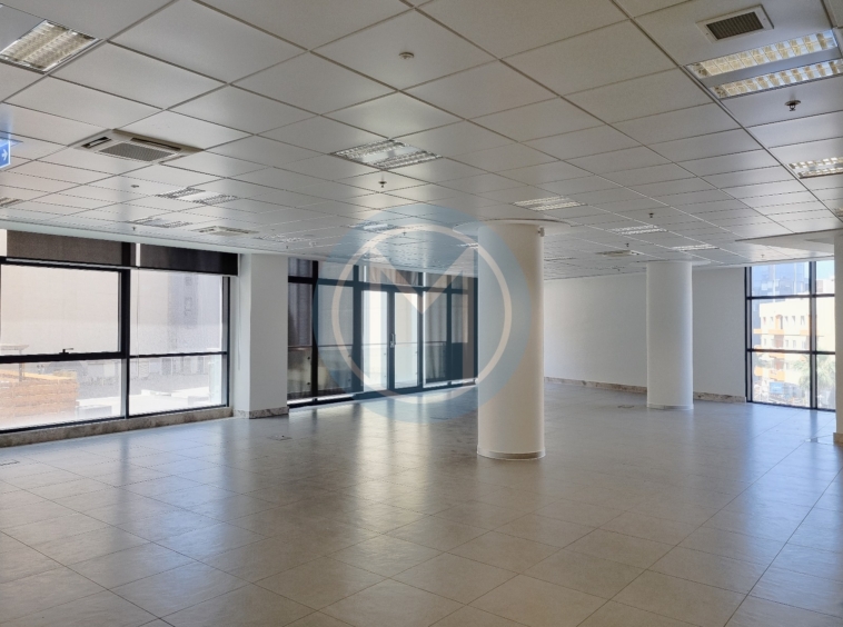 165 SQM Office To Let in St Julians