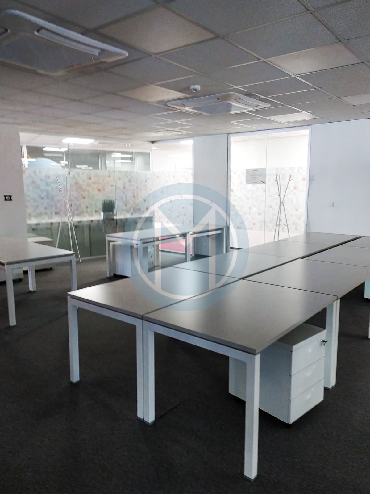 600 SQM Office To Let