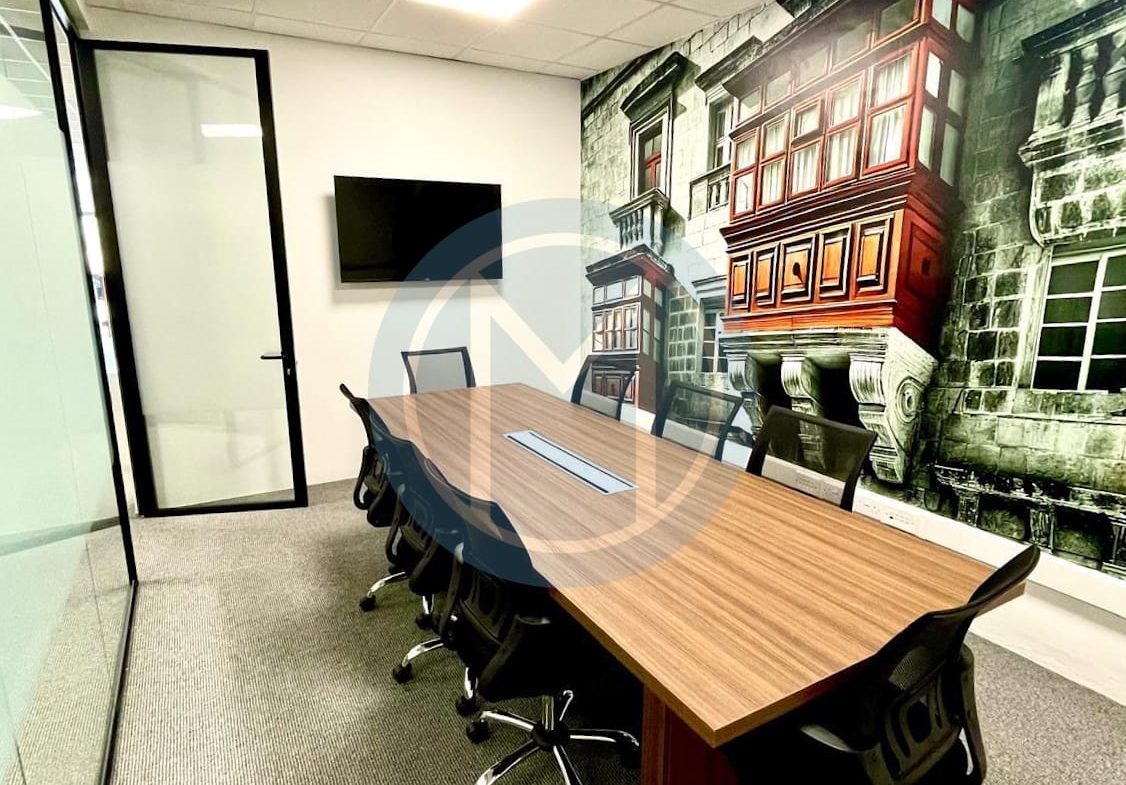 11 person Office To Let in Birkirkara