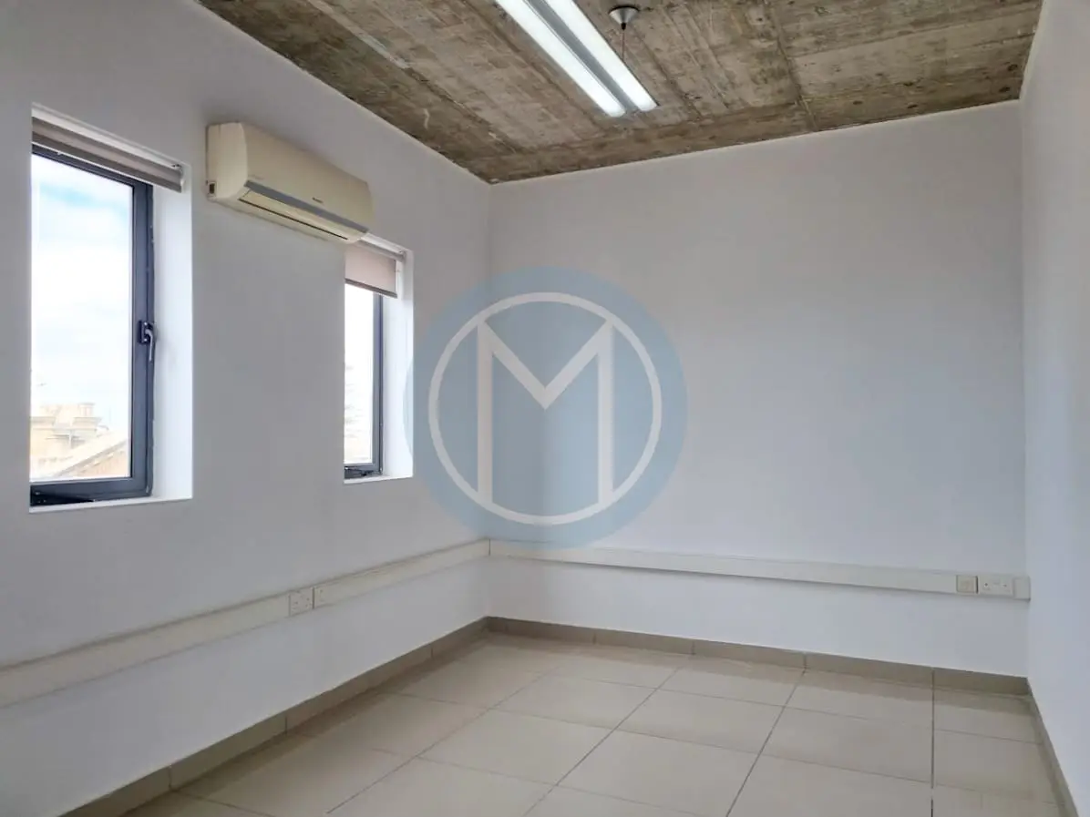 Naxxar Penthouse Office To Let